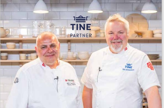 To kokker i kokkeklær