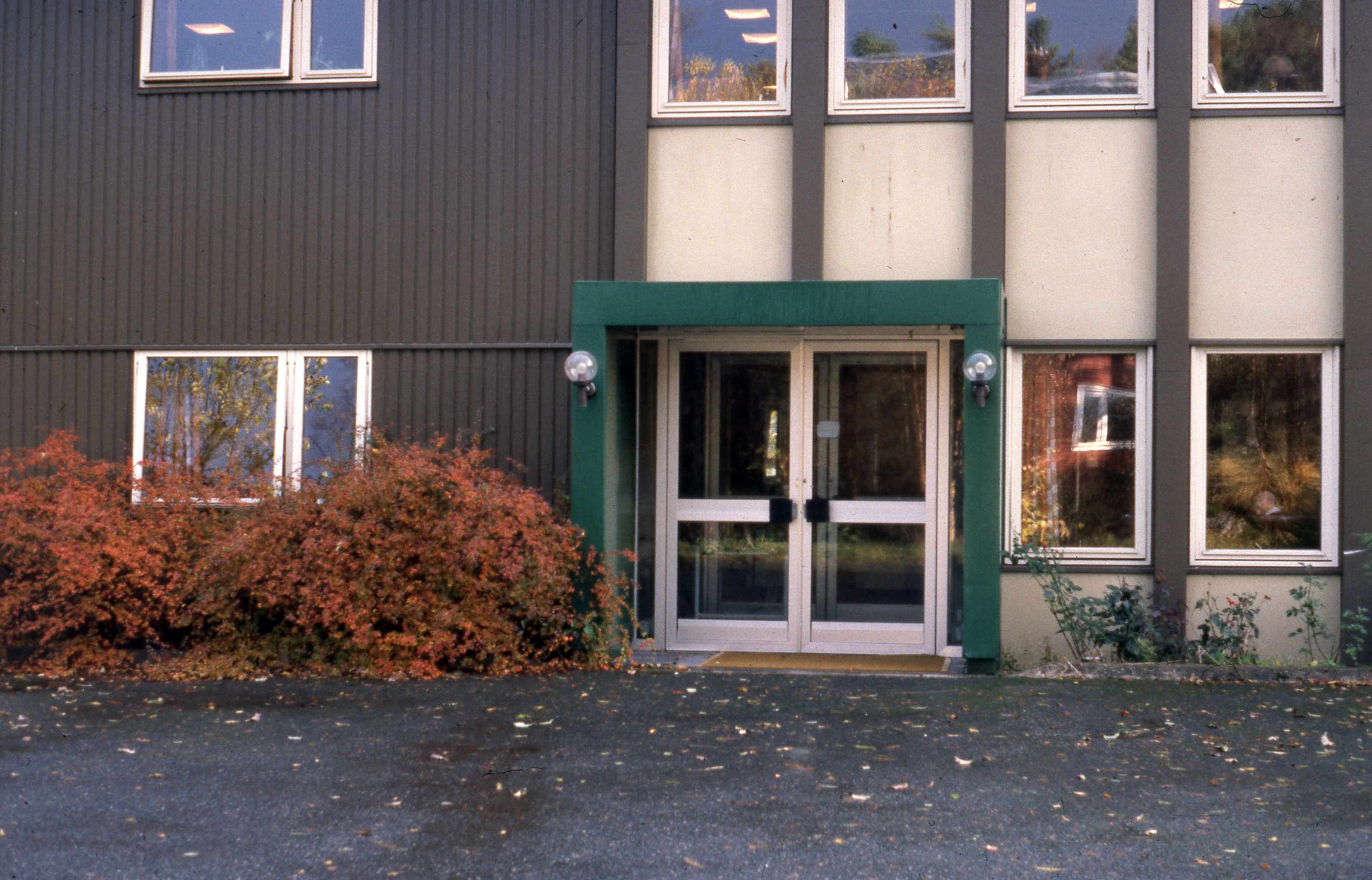 Døren som er Inngangen på sykehuset 70-tallet