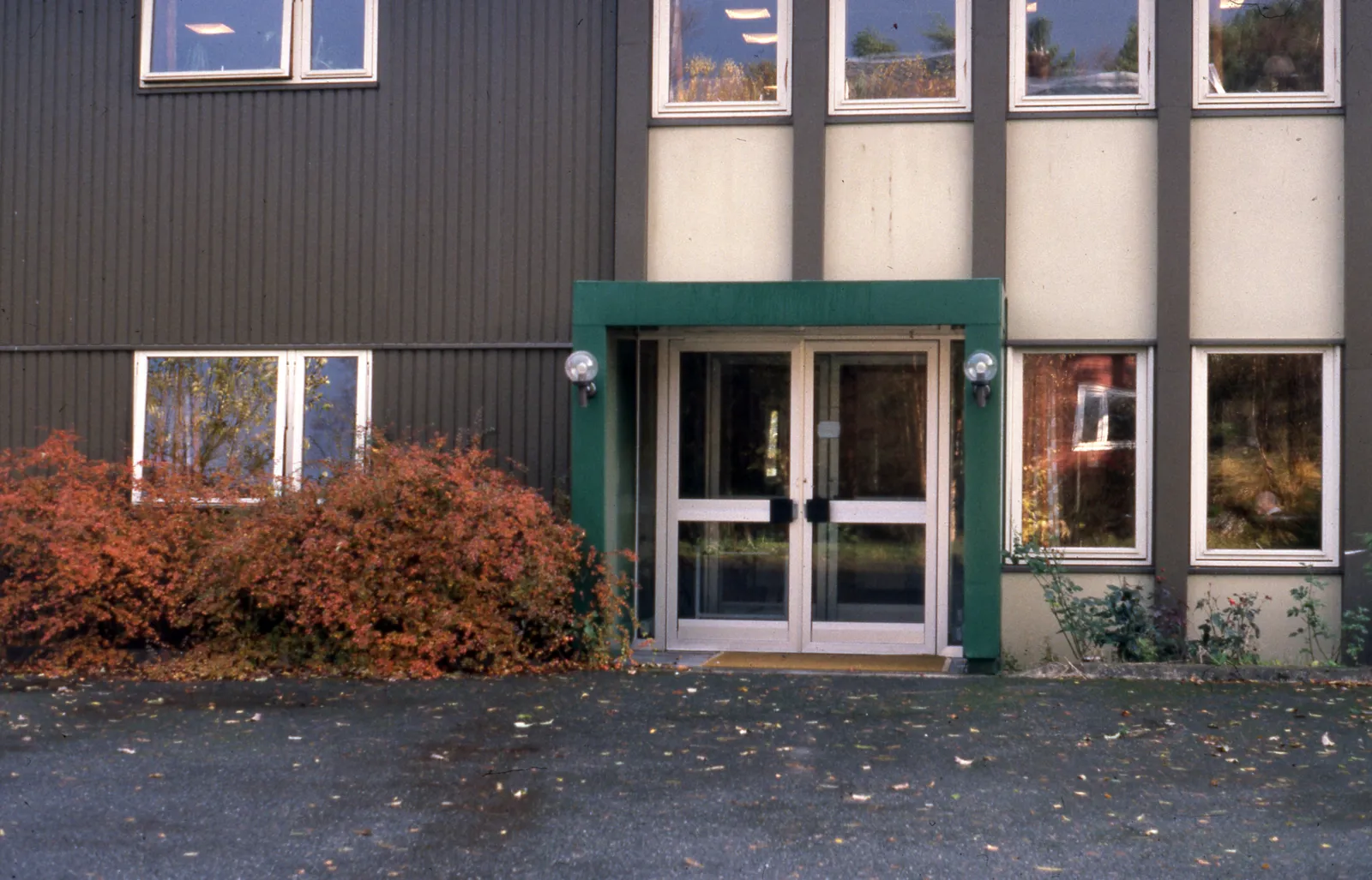 Døren som er Inngangen på sykehuset 70-tallet